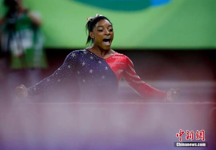 巴黎奥运奇招揭秘：肚脐贴、六边形球拍、织毛