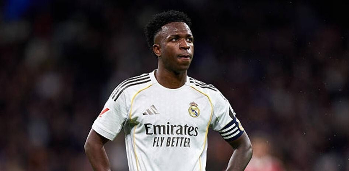 塞维利亚球迷因种族主义辱骂维尼修斯被起诉面