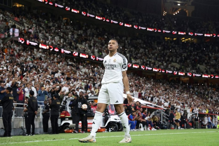 欧冠18决赛落幕 八强对阵出炉 拜仁巴黎晋级概率