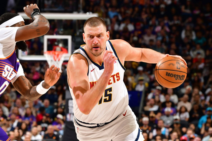 约基奇三双助掘金三杀太阳创历史三双纪录