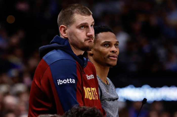 约基奇三双助掘金三杀太阳创历史三双纪录