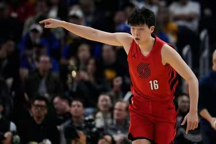 灰熊新星吕佩尔三双爆发 破解开拓者培养困境