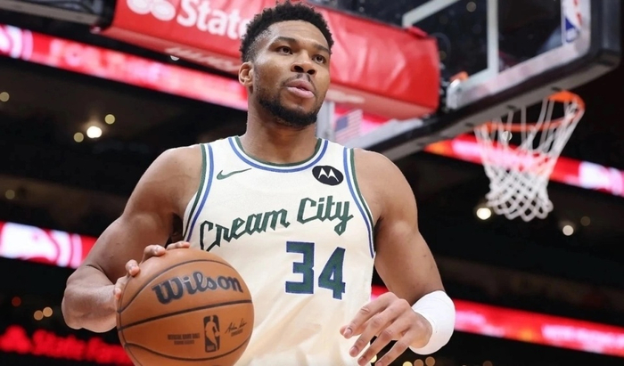 雄鹿强硬表态字母哥今夏或交易引NBA格局巨变